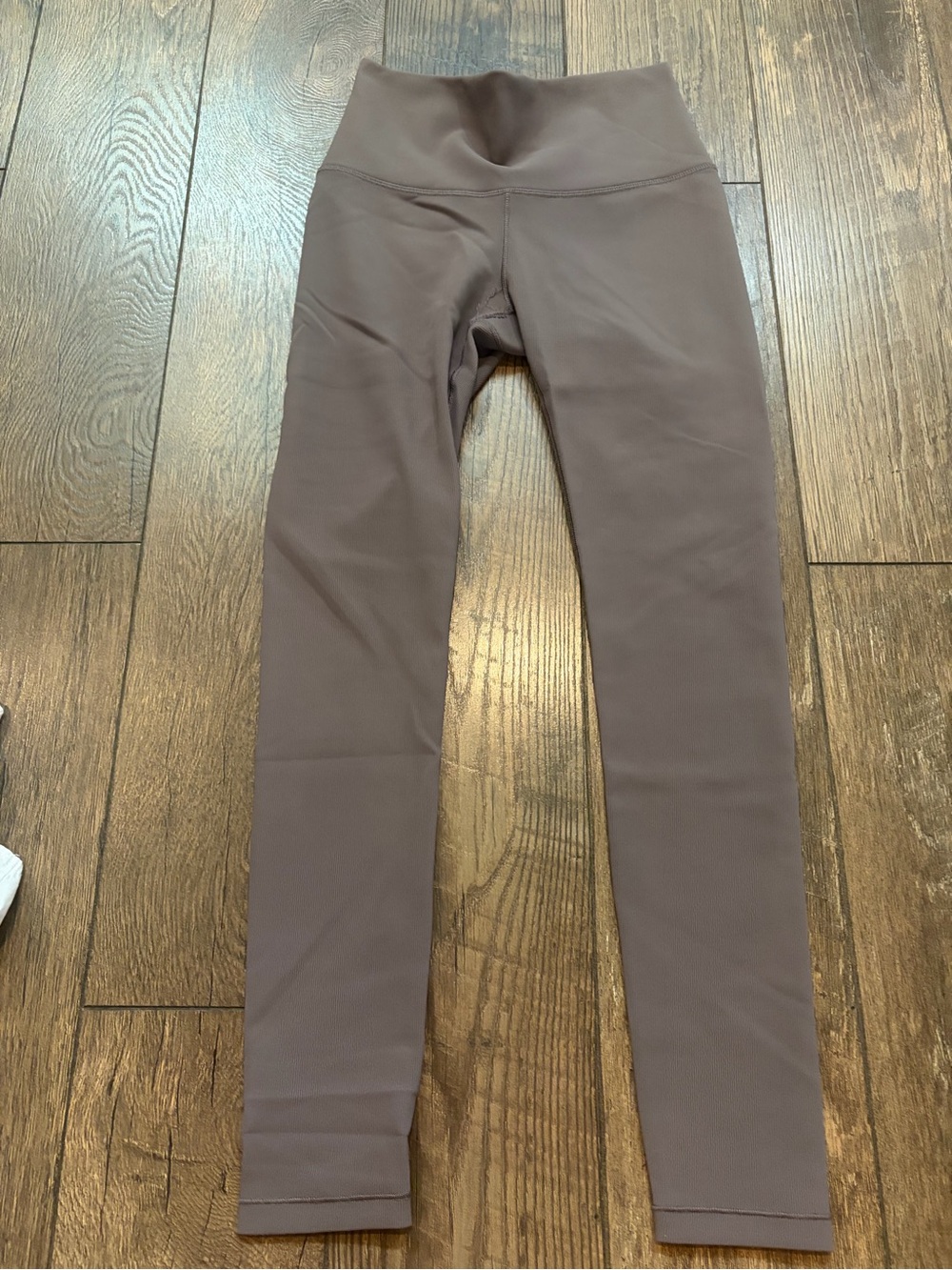 Women’s High-Waist Active Leggings in Mauve Brown